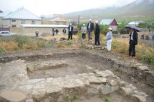 В Азербайджане найдены "холодильник" XVIII века и большая мечеть XVI века (фото)